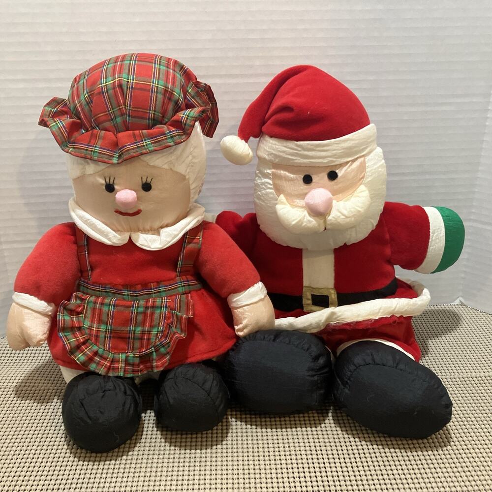 Mr and Mrs Santa Claus Plush Velvet Nylon Parachute Christmas Gibson Greetings